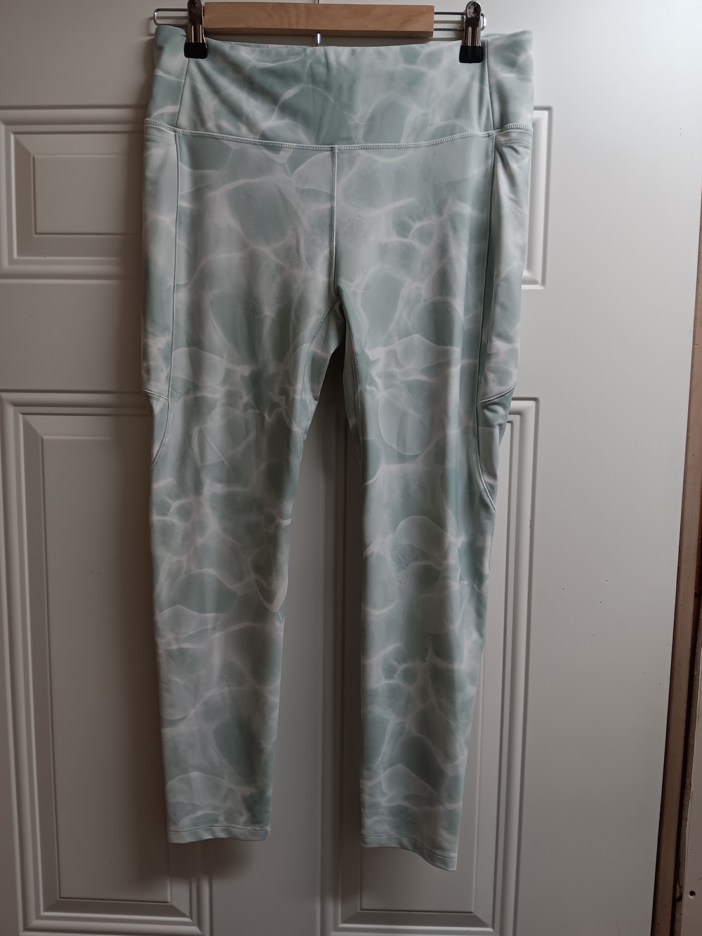 CALIA by Carrie Underwood Mint Water-Print Leggings